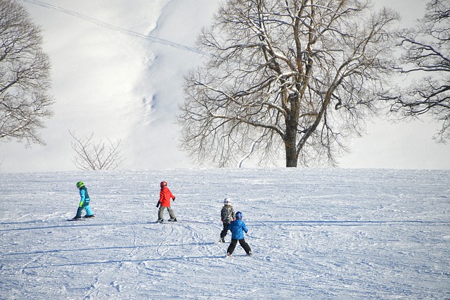 skiing